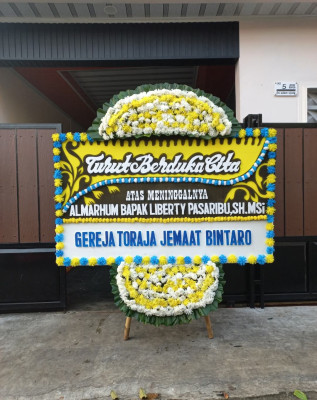 Papan Bunga Duka di Bacang